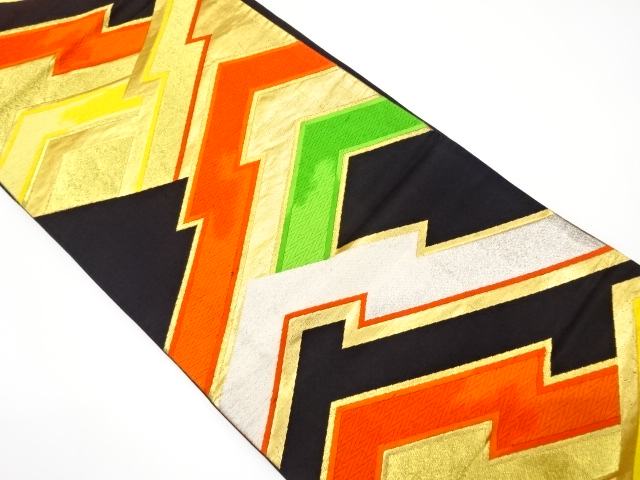 アンティーク　松皮菱模様織り出し袋帯（着用可）